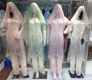 Traje Salwar de mujer india y paquistaní tradicional Traje de diseñador étnico con Dupatta bordada o impresa - Product Image 3