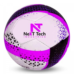 Ballon de football d'entraînement Next Tech Industries en matériau PU pour l'entraînement avec design personnalisé et logo personnalisé - Product Image 2