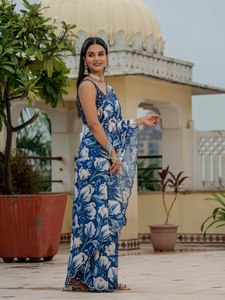 Sari Indio Tradicional de Calidad de Exportación, Estilo Bollywood, Estampado Digital Blanco y Azul, Diseño Súper Popular para Mujer, Secado Rápido para Fiestas - Product Image 3