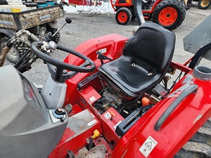 Tractor Agrícola Diésel Massey-Ferguson 1740 de 40HP Listo para la Venta - Product Image 2