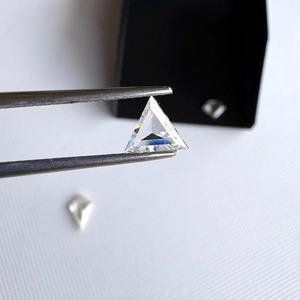 Diamants de laboratoire de forme triangulaire fantaisie, certifiés IGI, clarté VVS, pour bijoux personnalisés - Product Image 4
