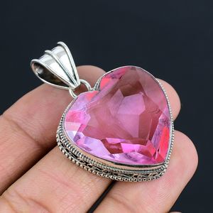 Colgante de ajuste de bisel Chapado en plata de ley 925 con forma de corazón de corte facetado de cuarzo Topacio místico de alta calidad para mujer - Product Image 3