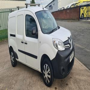 RENAULT KANGOO MAXI d'Occasion 2018 1.5DCI LL21 (Conduite à Gauche/Droite) - Product Image 1