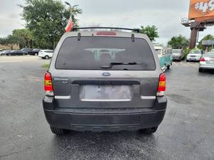 Precio bajo, Ford Escape XLT 2006, auto usado en venta - Product Image 6