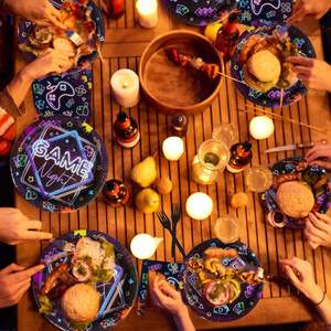 Haute qualité 9 pouces 320 GSM assiettes en papier jetables vaisselle biodégradable ronde vaisselle compostable pour assiettes d'événements - Product Image 4