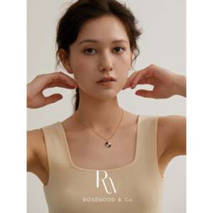 Collana con Ciondolo a Scacchiera Vintage di Tendenza, Simpatico Motivo Geometrico Numerico, in Titanio con Diamanti e Perle, con Cordino Vintage, Ideale per Regali - Product Image 2