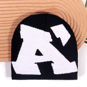 Gorro de Punto Jacquard con Logotipo Personalizado, Patrones de Letras Gruesas, Estilo Holgado, 100% Acrílico, Ropa Urbana, Estilo Y2K, Gorros de Invierno MIDEN INT - Product Image 4