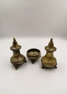 Metal and MOP Made New <b>Spice</b> <b>Jar</b> Herb <b>Spice</b> Tools Latest Salt and Pepper Shaker Vintage Look Salt & Pepper Shaker for Table Use - Product Image 5