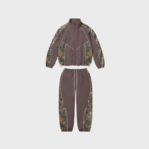 ผู้ผลิตชุดวอร์มแบบมีโลโก้ลายพรางพิมพ์ลาย Real Tree ปักลาย กันลม เสื้อแจ็คเก็ต กางเกงขายาว ผ้าไนลอน ชุดออกกำลังกายสำหรับผู้ชาย - Product Image 2