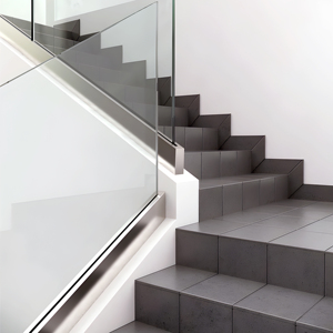 Custom Modern Design Frameloze Gehard Glas Reling Systeem Indoor Outdoor <span class=keywords><strong>U</strong></span> Kanaal Aluminium Leuning Voor Balkon Trapdek - Product Image 1