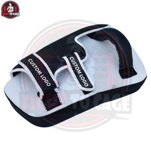 เป้าซ้อมมวยหนัง PVC รุ่นใหม่ทันสมัย ดีไซน์ตามหลักสรีรศาสตร์ คุณภาพสูงสุด ทนทาน เหมาะสำหรับกีฬาศิลปะการต่อสู้ MMA คิกบ็อกซิ่ง - Product Image 4