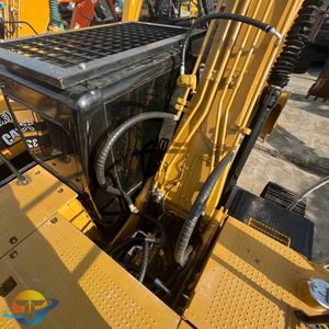 Stock limité d'équipements de construction d'occasion de marque japonaise Caterpillar, reconnue dans le monde entier - Product Image 2