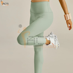 2024 Customized Hot Sale Women Acti Performance Fitness <b>Legging</b> Fashionable New Design Plus Size Printing Fitness Women <b>Legging</b> - Product Image 5