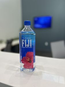 ซื้อน้ำแร่บาดาล fiji ขายส่ง - Product Image 2