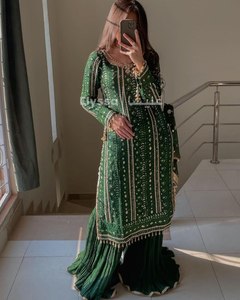 Nouvel ensemble de vêtements de fête indiens et pakistanais de style Bollywood Pallazo et Dupatta - Product Image 3
