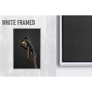 Impression sur toile murale en verre avec bracelet en or pour femme africaine élégante, 1P Whiteframedcanvas - Product Image 1