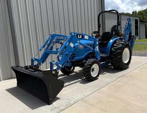 Tracteur de ferme LS MT225E avec attelage de pelle rétro LS LB2100, moteur diesel 4x4 de 93 heures, prise de force 540, attelage à 3 points, livraison gratuite - Product Image 4