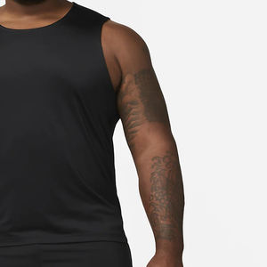 Débardeur respirant de haute qualité pour hommes, idéal pour la salle de sport, l'entraînement physique, le fitness et les tenues décontractées, débardeur pour un style de vie actif - Product Image 4