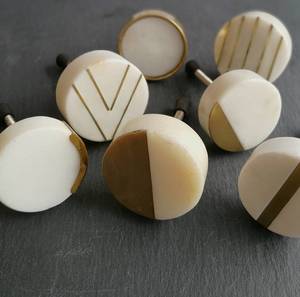 Poignées de tiroir en laiton de haute qualité et boutons d'armoire pour armoires cuisine chambre et projets d'hôtel de l'Inde - Product Image 3