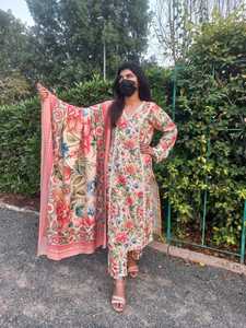 Impexpo Dernière collection de vêtements d'hiver pour femmes prêts à porter en tissu Karandi avec impression numérique Salwar Kameez - Product Image 3