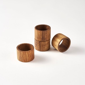 Anneau porte-serviettes en bois décoratif de haute qualité anneaux en bois naturel pour tenir les serviettes de salle à manger - Product Image 1