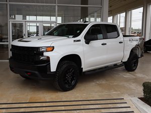 Chevrolet Silverado 1500 LTD Custom Trail Boss 2022 Usada en Buen Estado - Product Image 3