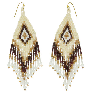 Boucles d'oreilles en perles de verre 100% pour femmes avec un beau design fait à la main léger durable et idéal pour les vêtements décontractés et formels - Product Image 1