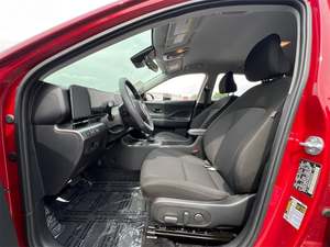 Hyundai Kuna S.E.L 2024, Tracción en las Cuatro Ruedas, Caja de Cambios Automática, Asientos de Cuero, Volante a la Izquierda, Neumáticos R18, Título Limpio, Sin Accidentes, Bajo Kilometraje - Product Image 2