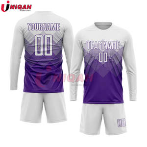 Hochwertiges Polyester Soccer Kit Benutzer definierte Logo Sublimation uniform für Erwachsene OEM Anpassbare Sets Low MOQ - Product Image 4