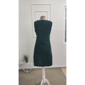 Robe courte en crêpe importé bicolore à bretelles et col en V pour femme, 35111 - Vert - Product Image 5