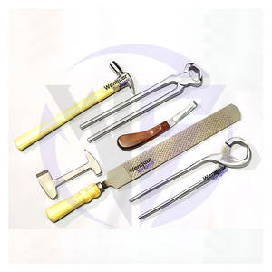 Juego Completo de Herramientas de Herrador para Caballos, 6 Piezas, Lima para Cascos, Pinza y Cortaúñas con Mango de Madera, Herramientas Quirúrgicas Wenquar Más Vendidas - Product Image 2