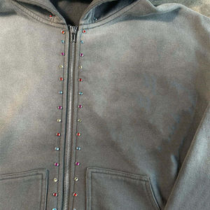 Sudadera Personalizada para Hombre con Pedrería Bordada, Doble Cremallera, Gruesa, de Alta Calidad, 100% Algodón, Felpa, Impermeable - Product Image 4