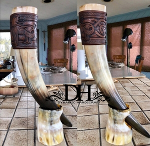 Cuerno para Beber Curvo Hecho a Mano de Estilo Medieval, Cuerno Natural Premium para Bar - Product Image 2