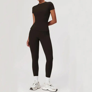 Conjunto de Yoga para Mujer al por Mayor, Transpirable, de Secado Rápido, Camisetas Deportivas Ajustadas, Leggings de Cintura Alta con Control de Abdomen, Conjunto Deportivo para Gimnasio - Product Image 3