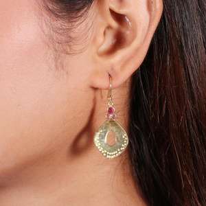 Pendientes de turmalina de diseño único, Plata de Ley 925 chapada en oro, bonitos pendientes hechos a mano para niñas - Product Image 3