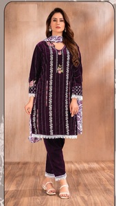 Terciopelo pakistaní Bordado trabajo Sal-war Kameez traje Colección - Product Image 3