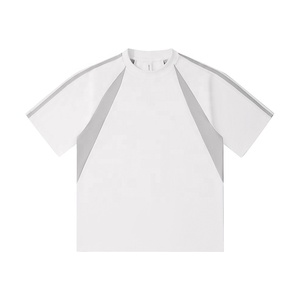 T-shirt rouge surdimensionné à manches courtes pour homme avec bordure contrastante blanche, coupe sportive en tricot, col rond - Product Image 2