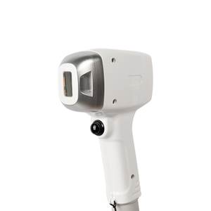 ELECTROCOD Mango de Láser de Diodo Profesional 808nm 600W 12 barras 50 Amperios 4 Tamaños de Punto Diferentes con Enfriamiento de Zafiro - Product Image 2