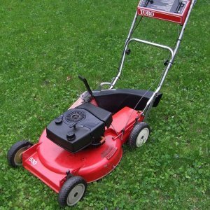 Cortacésped eléctrico robusto y Premium de 1600W para un rendimiento duradero. - Product Image 3