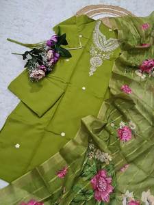 NOUVEAU ENSEMBLE SALWAR KAMEEZ MODERNE pour la FÊTE avec TISSU À SÉCHAGE RAPIDE - Product Image 3