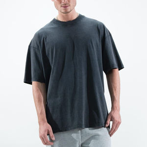 Camiseta de corte holgado con lavado ácido y tejido grueso. Algodón de lujo con lavado especial, ajuste oversized, diseño personalizable en blanco y estética vintage. - Product Image 4