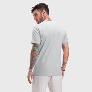 Venta al por mayor gráfico personalizado impreso hombres camiseta moda Casual Streetwear algodón camiseta OEM diseño a granel - Product Image 2
