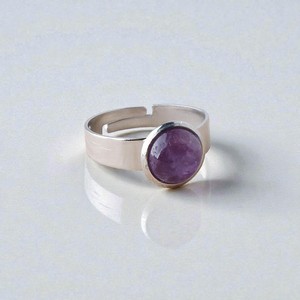 Anillos Ajustables de Plata de Ley 925 con Cabujón Redondo de Amatista - Anillos de Piedra Natal Hechos a Mano al por Mayor - Product Image 1