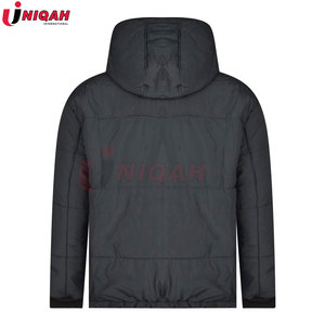 เสื้อแจ็คเก็ตพัฟเฟอร์บุใยโพลีเอสเตอร์แบบควิลท์สำหรับผู้ชาย สไตล์ไฮสตรีท ดีไซน์ทันสมัย สำหรับฤดูหนาว ให้ความอบอุ่น กันลม และระบายอากาศได้ดี รับผลิตตามแบบ OEM - Product Image 2