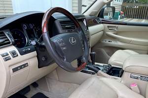 USADO LHD/RHD 2010 LE X US LX 570 - Product Image 2