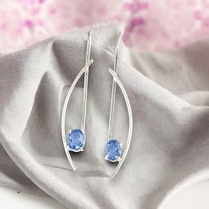 ต่างหูแทนซาไนต์เงินแท้ 925 ชุบทอง งานแฮนด์เมดน่ารัก ประดับพลอยประจำเดือนธันวาคม ของขวัญเครื่องประดับสำหรับผู้หญิงในโอกาสวันครบรอบ - Product Image 2