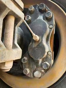 Piezas de Cargadora de Ruedas 860110260 35C0002 75700436 250200143 4120001739 Pinza de Freno Hidráulica para SL30W SL50W ZL50GN LW500KN - Product Image 6