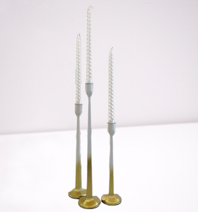 Bougeoir double ombrage blanc doré avec base robuste Bougeoir de Noël décoratif et durable Centre de table pour événements - Product Image 2