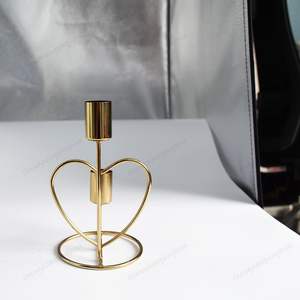 Candelabro Decorativo Dorado de Metal, Perfecto para Ceremonias Religiosas, Meditación Espiritual y Ambiente Relajante - Product Image 6