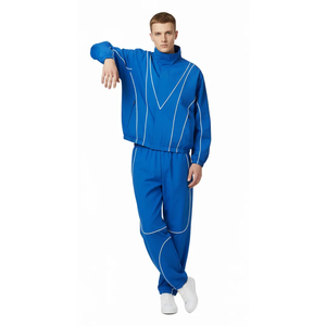 ชุดวอร์มกันลมแบบมีฮู้ดสำหรับฤดูหนาว คุณภาพสูง สั่งทำโลโก้ได้  ผ้าฟลีซเนื้อนุ่ม สวมใส่สบาย  พร้อมกางเกงขาสั้นผ้าโพลีเอสเตอร์/คอตตอน  แบบซิป - Product Image 2